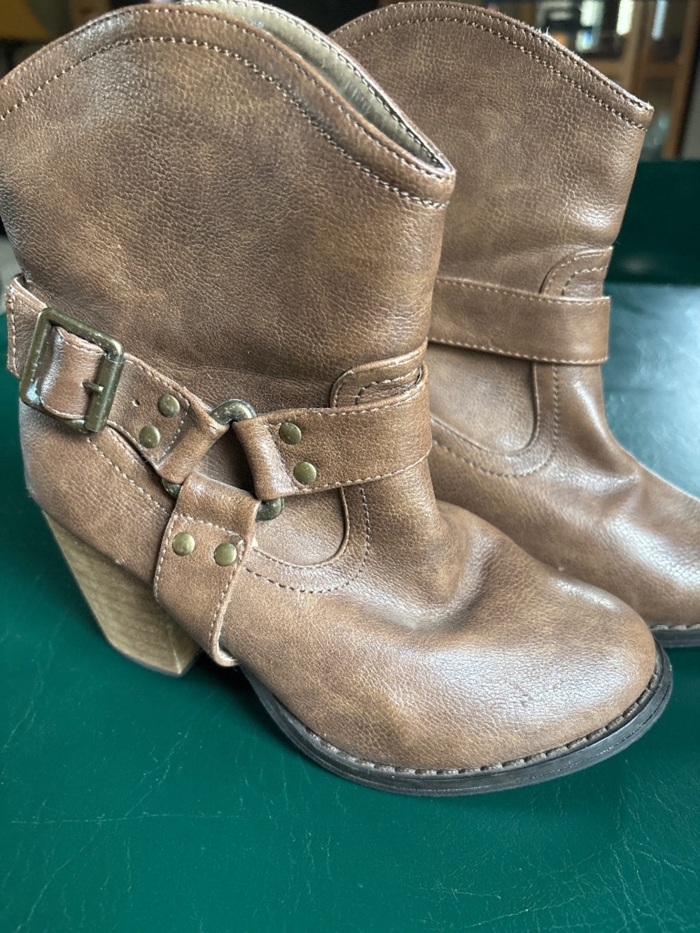 Vanity Leather boots
